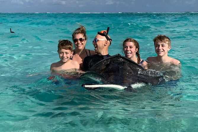 Private Half Day Stingray City, Snorkeling and Starfish Beach Tour - Exploring Starfish Beach