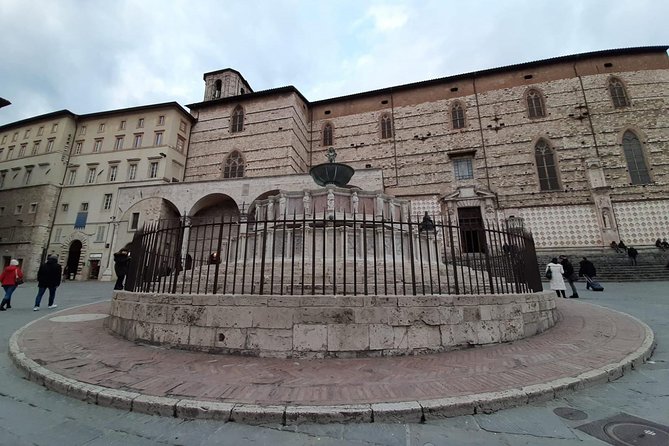 Private Perugia Walking Tour With Official Guide - Cultural Attractions