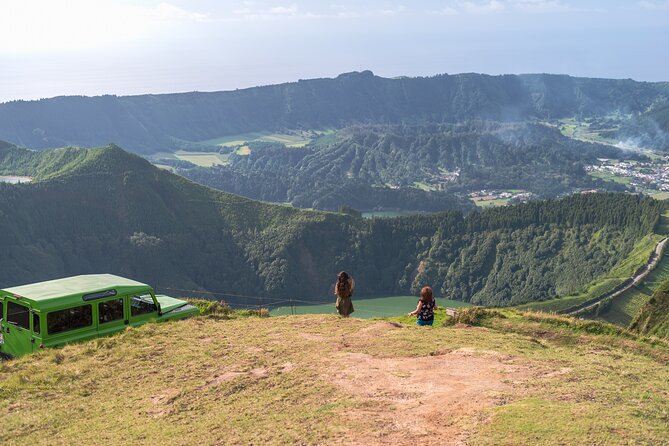 Private Tour 1-4 People Full Day Sete Cidades & Lagoa Do Fogo - Accessibility Features