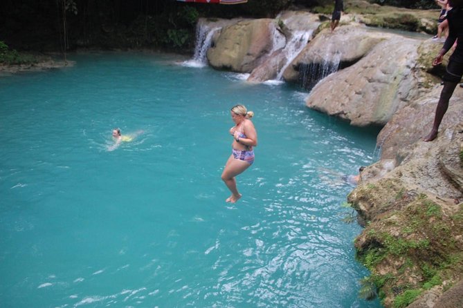 Private Tour From Ocho Rios To Blue Hole Secret Falls and Shopping - Guest Reviews