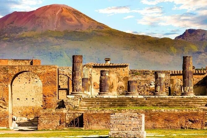 Private Tour of Pompeii Ruins + Organic Wine and Lunch Tasting - Meeting Point and Logistics