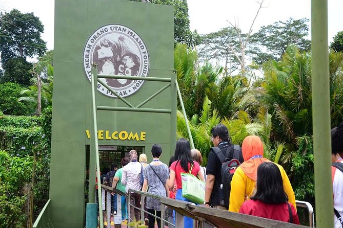 Private Tour : Orang Utan Island & Perak Cave Temple From Kuala Lumpur - Exploring Perak Cave Temple