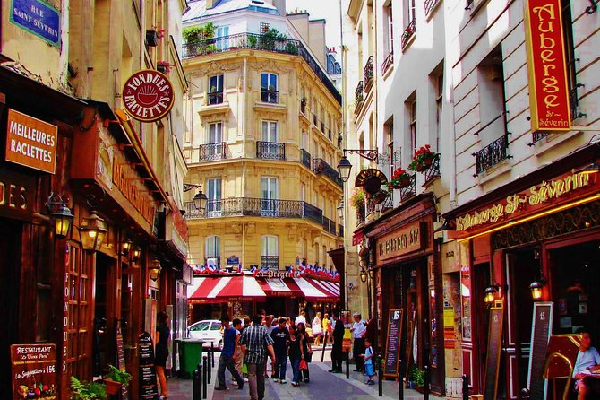 Private Tour: Sainte Chapelle, Conciergerie & Cluny, Through the Latin Quarter - Visiting the Conciergerie