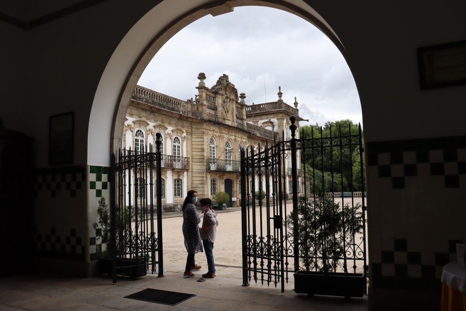 Private Tour to Melgaço & Monção, Heart of Alvarinho Region - Solar Do Alvarinho