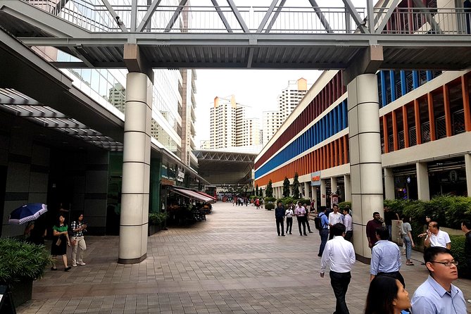 Public Housing - Into the HDB Heartlands - Local Insights and Stories