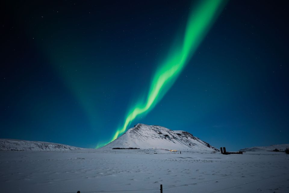 Reykjavik: Northern Lights Tour With Private Photographer - Private Photographer Benefits