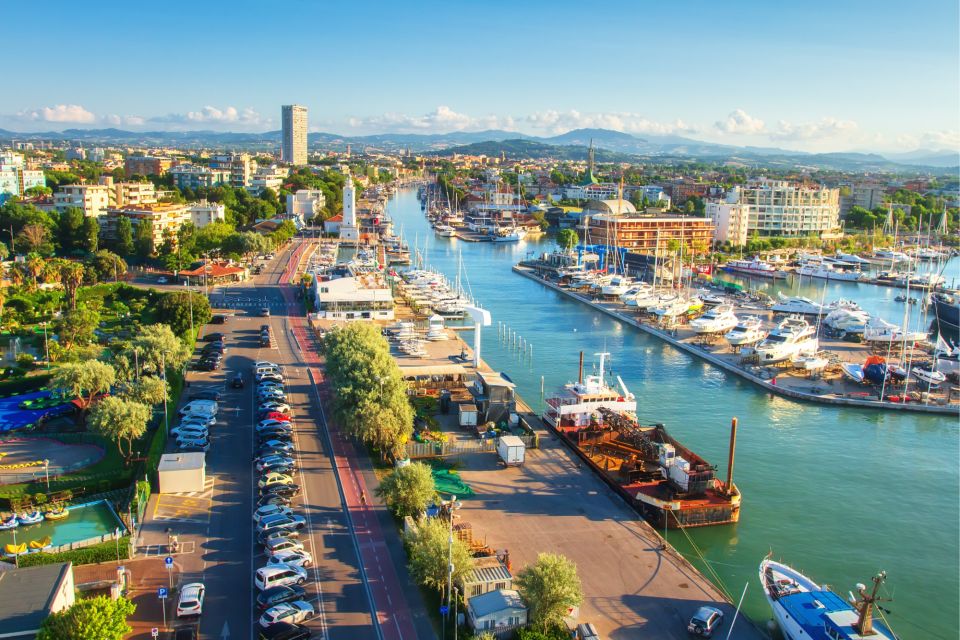 Rimini: First Discovery Walk and Reading Walking Tour - Essential Tips for Participants