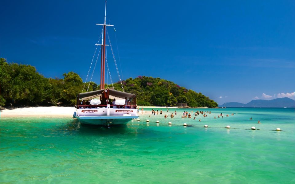 Rio: Arraial Do Cabo Trip With Boat Tour With Lunch - Buffet Lunch Information