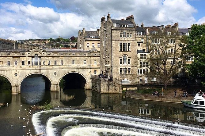Roman Baths Entry and Walking Tour With Blue Badge Tour Guide - Booking Process and Details