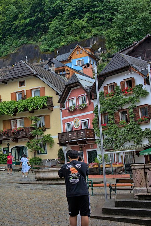 Romantic Scenic Walking Tour in Hallstatt - Meeting Point Details