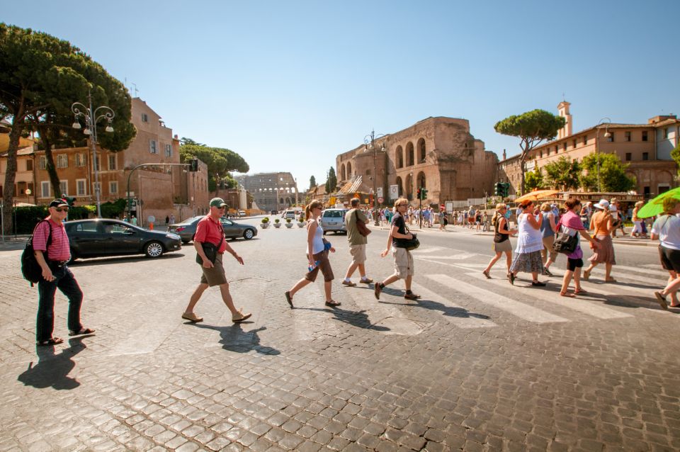 Rome: Colosseum and Roman Forum Guided Walking Tour - Tour Language and Duration