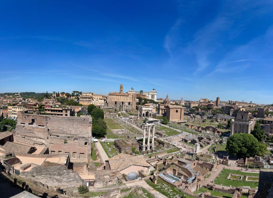 Rome: Colosseum Arena and Roman Forum Tour - Daily Life in Ancient Rome