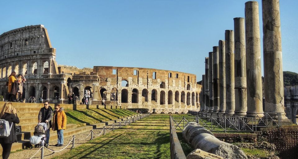 Rome: Colosseum, Gladiator Arena & Roman Forum Private Tour - Palatine Hill Insights