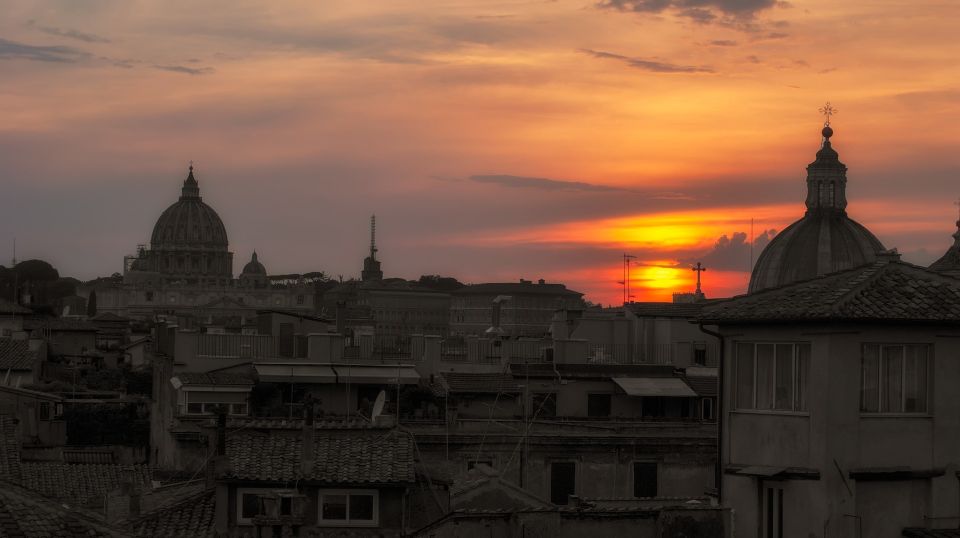 Rome: Piazzas and Fountains Sunset Tour With Aperitivo - Important Information