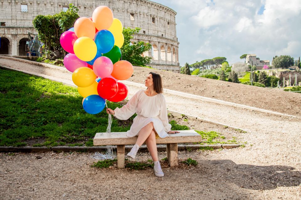 Rome: Professional Photoshoot With Balloons - Dress Code