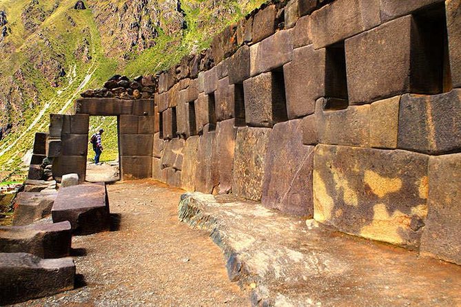 Sacred Valley Private Tour: Chinchero, Ollantaytambo and Pisaq - Health and Accessibility Considerations