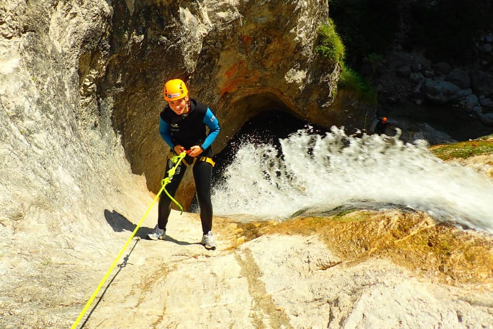 Salzburg: Abseiling Adventure Fischbach - Participant Restrictions