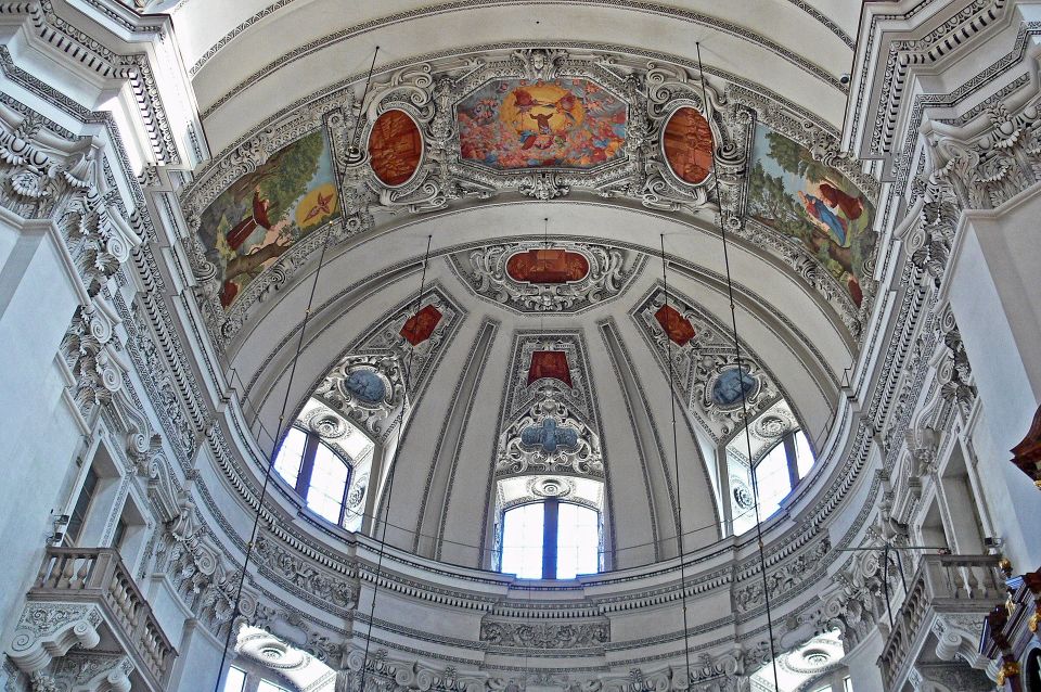 Salzburg: Art and Culture Walking Tour With a Local Guide - Cultural Insights of Salzburg