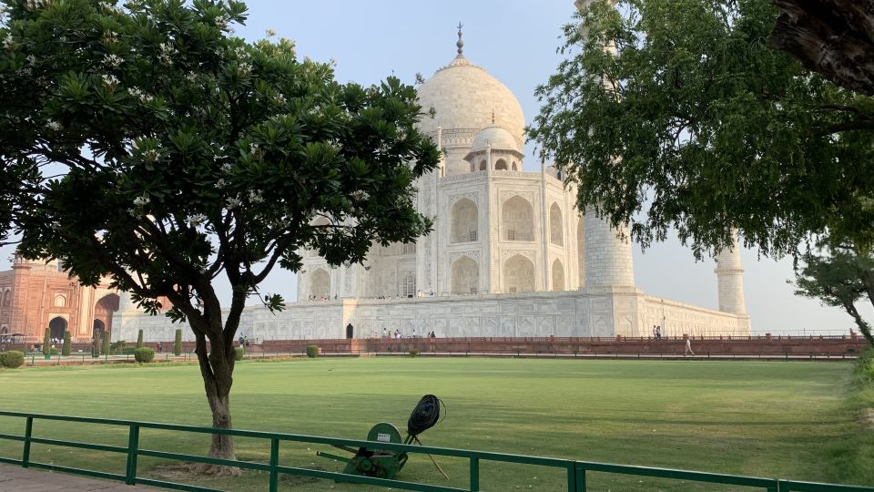 Same Day Agra Tour From Delhi To Agra by AC Car - Main Attractions