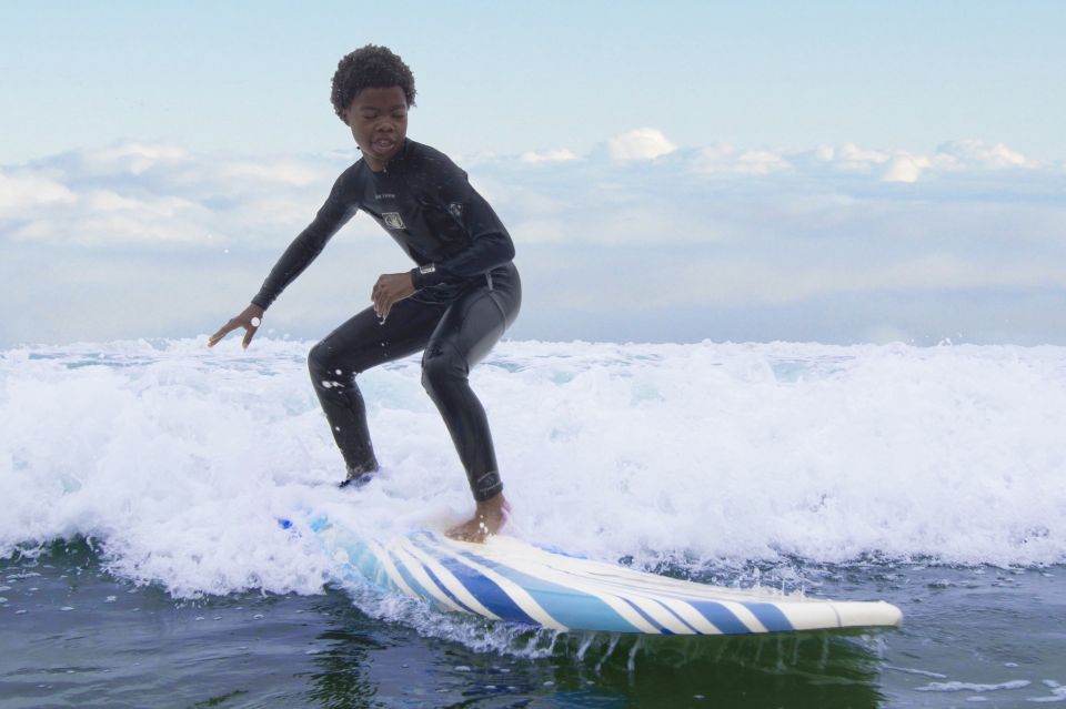 San Diego: Private Surf Lesson - Riding the Waves