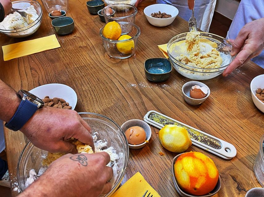 San Gimignano: Hands in Dough Cantuccini Class - Tasting Experience With Vin Santo