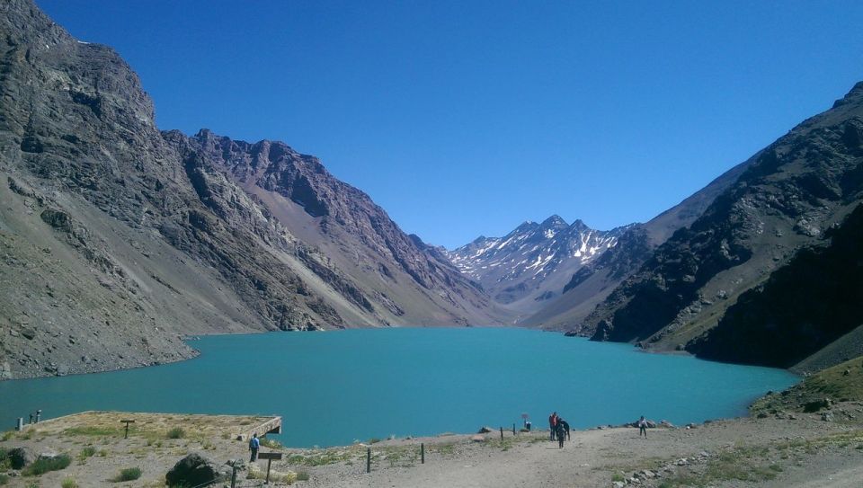 Santiago: Inca Lagoon and Vineyard Visit With Wine Tasting - Group Size and Comfort
