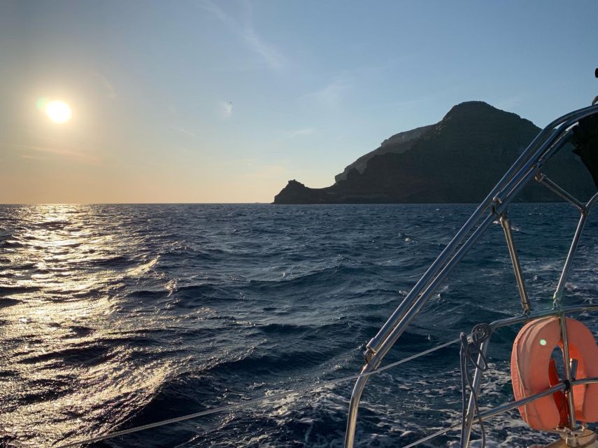 Santorini: Private 5-Hour Sunset Sailing Tour With Dinner - Participant Information