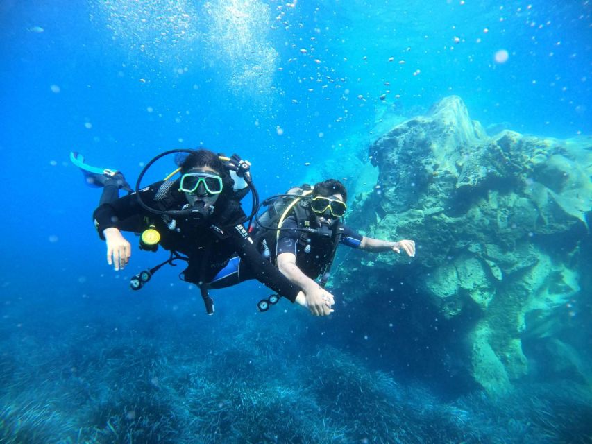Santorini: Scuba Diving Experience in the Volcanic Caldera - What to Bring and Avoid
