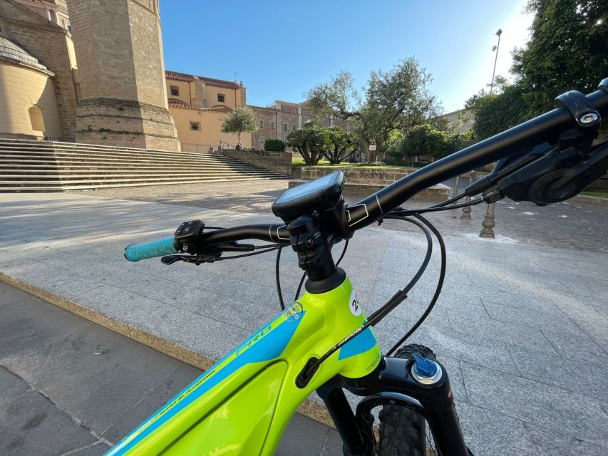 Sardinia: Rent an E-bike in Oristano - Exploring Oristano and Beyond