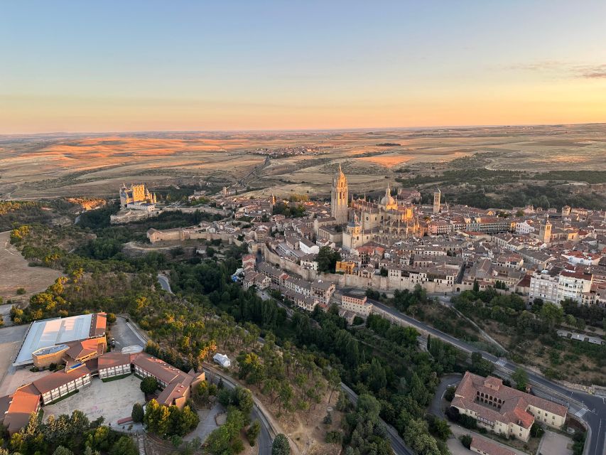 Segovia: Hot-Air Balloon Ride With Cava Toast & Picnic - Exclusive Experiences