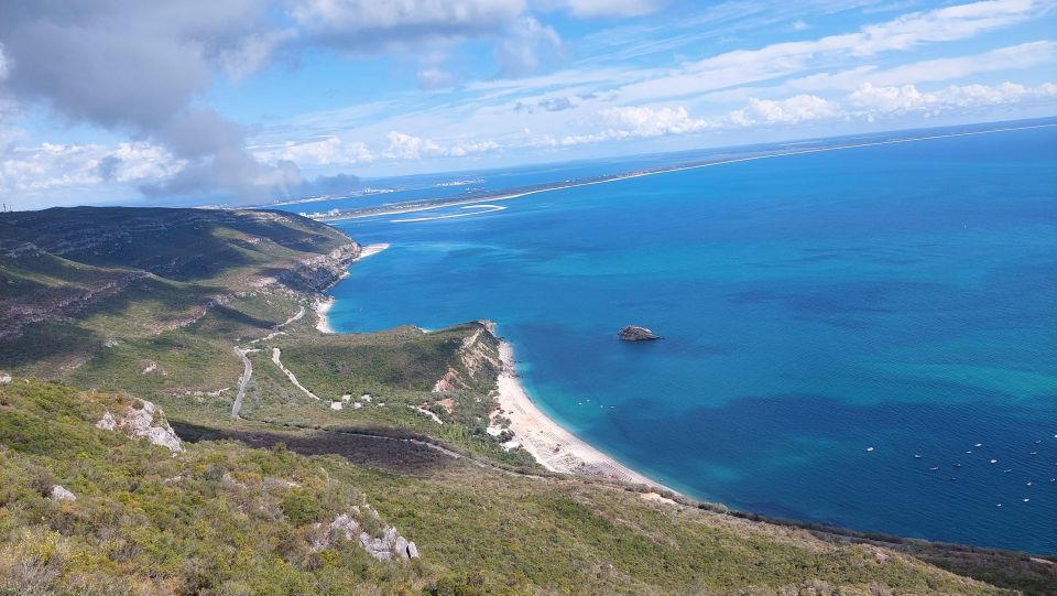 Serra Arrábida: Private Tour With Wine Tasting Premium Car - Experiencing the Arrábida Natural Park