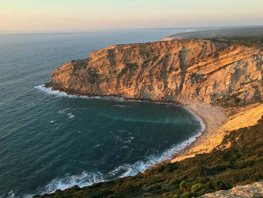 Sesimbra and Arrábida National Park Tour With Wine Tasting - Discovering Arrábida Mountain