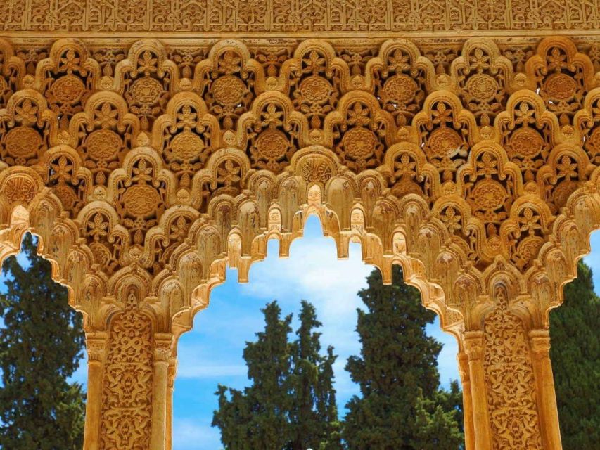 Seville: Private Day Trip to Granada With Alhambra Tour - Discovering Generalife Gardens