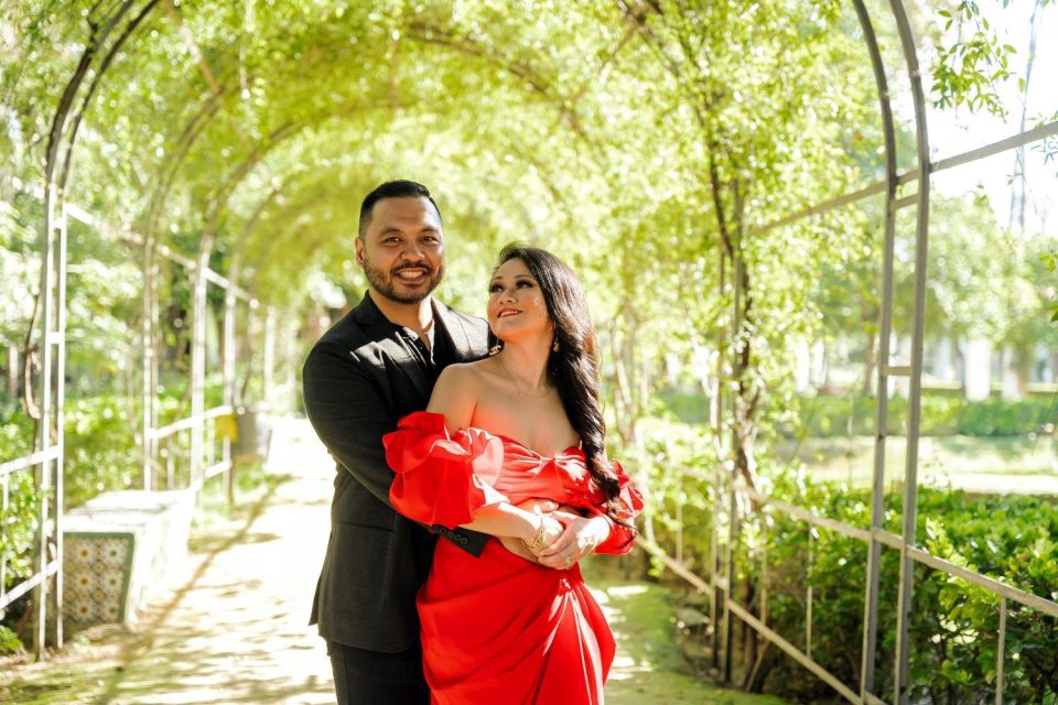 Seville: Romantic Photoshoot for Couples - Choosing Your Photographer
