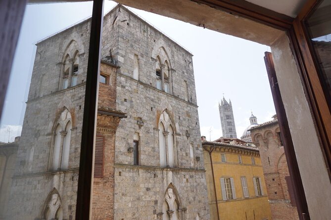 Siena Tour and Exclusive Window on Piazza Del Campo - Guest Experiences