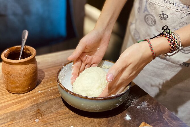 Small-Group Khinkali and Khachapuri Cooking Class in Tbilisi - Group Size and Pricing