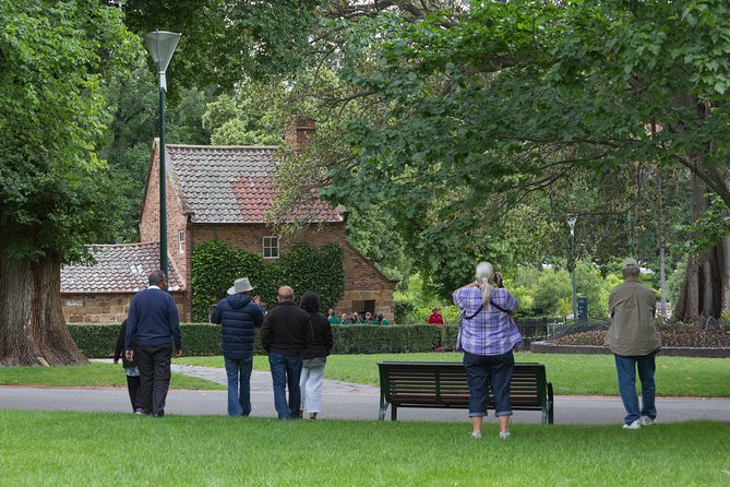 Small-Group Melbourne Sightseeing Tour With Beach Boxes - Ideal Tour Participants