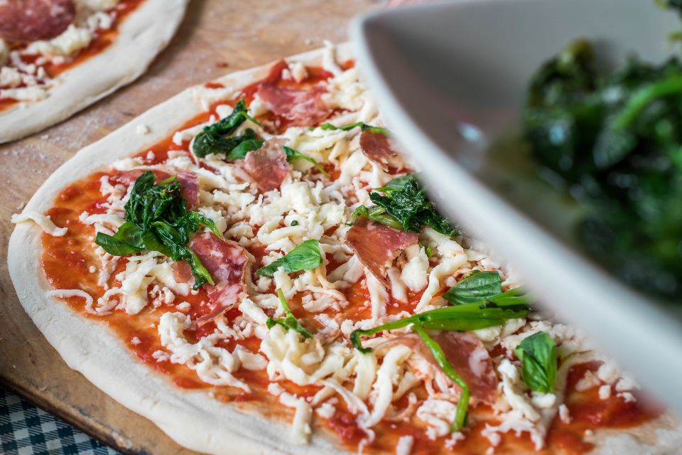 Sorrento: Pizza Making Class at Tirabusciò Cooking School - Reservation and Cancellation Policy