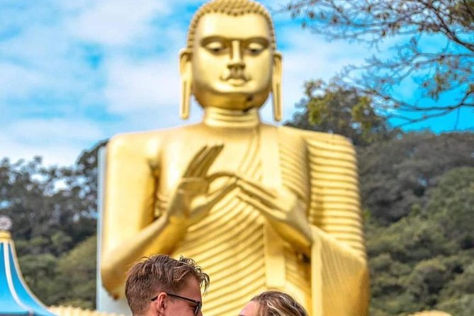 Sri Lanka Private Tour 12 Days-Driver/Vehicle/Accommodation H/B - Booking Information