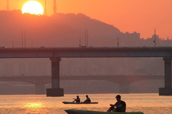Stand Up Paddle Board (SUP) and Kayak Activities in Han River - Physical Fitness Requirements