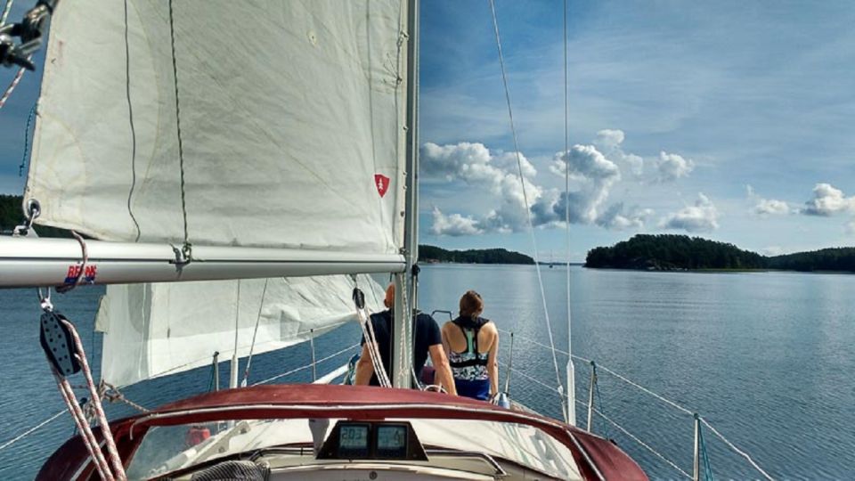 Stockholm: Full Day Archipelago Sailing Tour With Lunch - Included Amenities