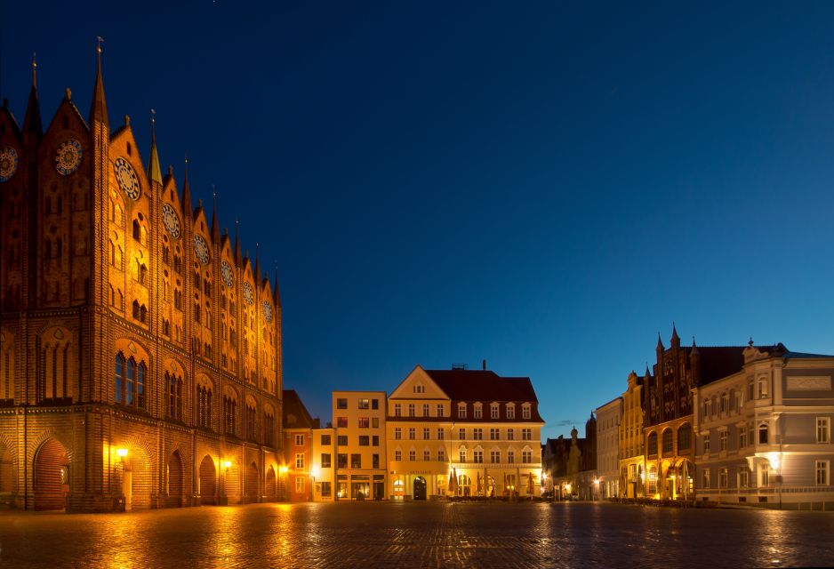 Stralsund: Old Town Evening Tour With a Night Watchman - Guided Walking Tour