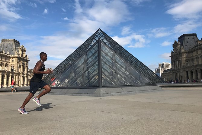 Sunrise Run & Sightseeing in Paris - Group Size and Availability