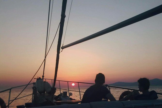 Sunset South Coast Sail Cruise With Lunch,Drinks, Optional Transfer - Cruise Yacht Specifications