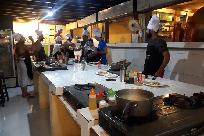 Sweet and Spicy - Indonesian Cooking Class in Gili Trawangan - Preparing Mie Goreng and Other Dishes