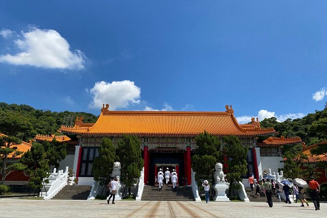 Taipei City Tour With National Palace Museum Ticket - Chiang Kai Shek Memorial Hall