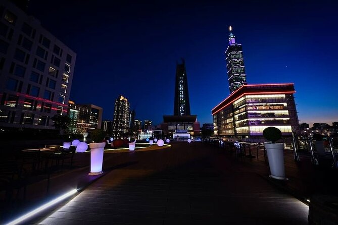 Taipei Nightlife: Taipei Pub Crawls (2 Different Routes) - Included Amenities and Drinks