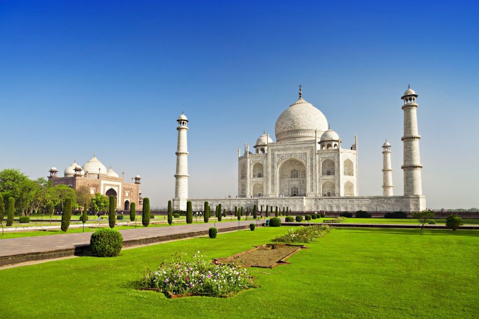 Taj Mahal - Agra Fort Day Tour by Gatimaan Superfast Train - Return Journey Information