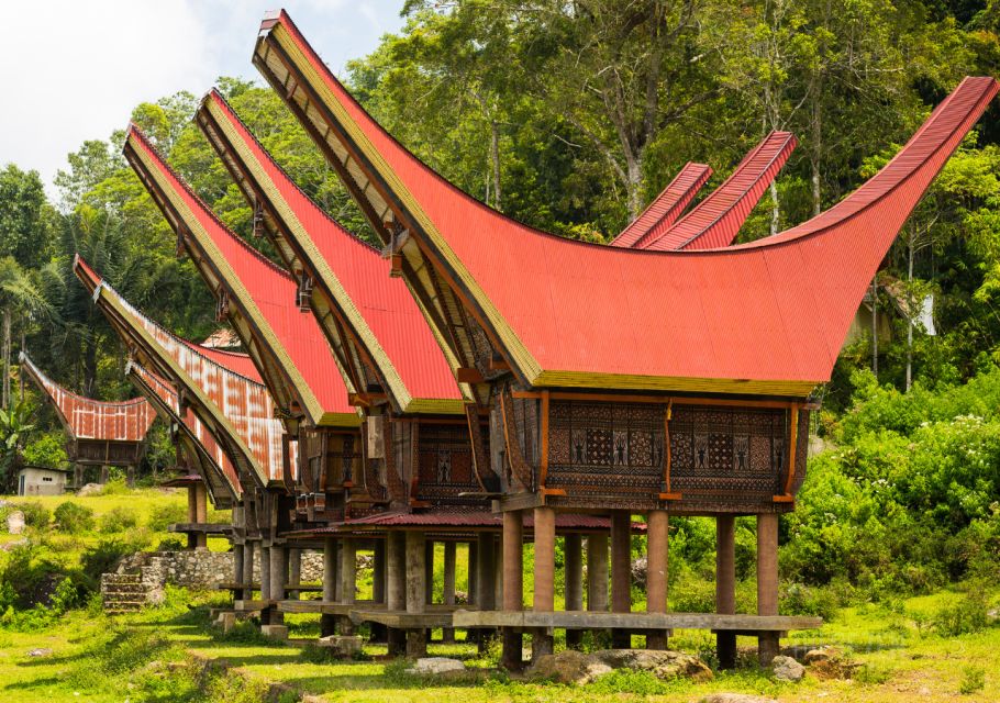 Tana Toraja: Private 3D2N Tour in South Sulawesi - Inclusions