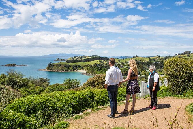 The Essence of Waiheke Wine Tour - Meeting and Pickup Instructions